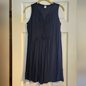 Old Navy Pleated Sleeveless Swing Dress